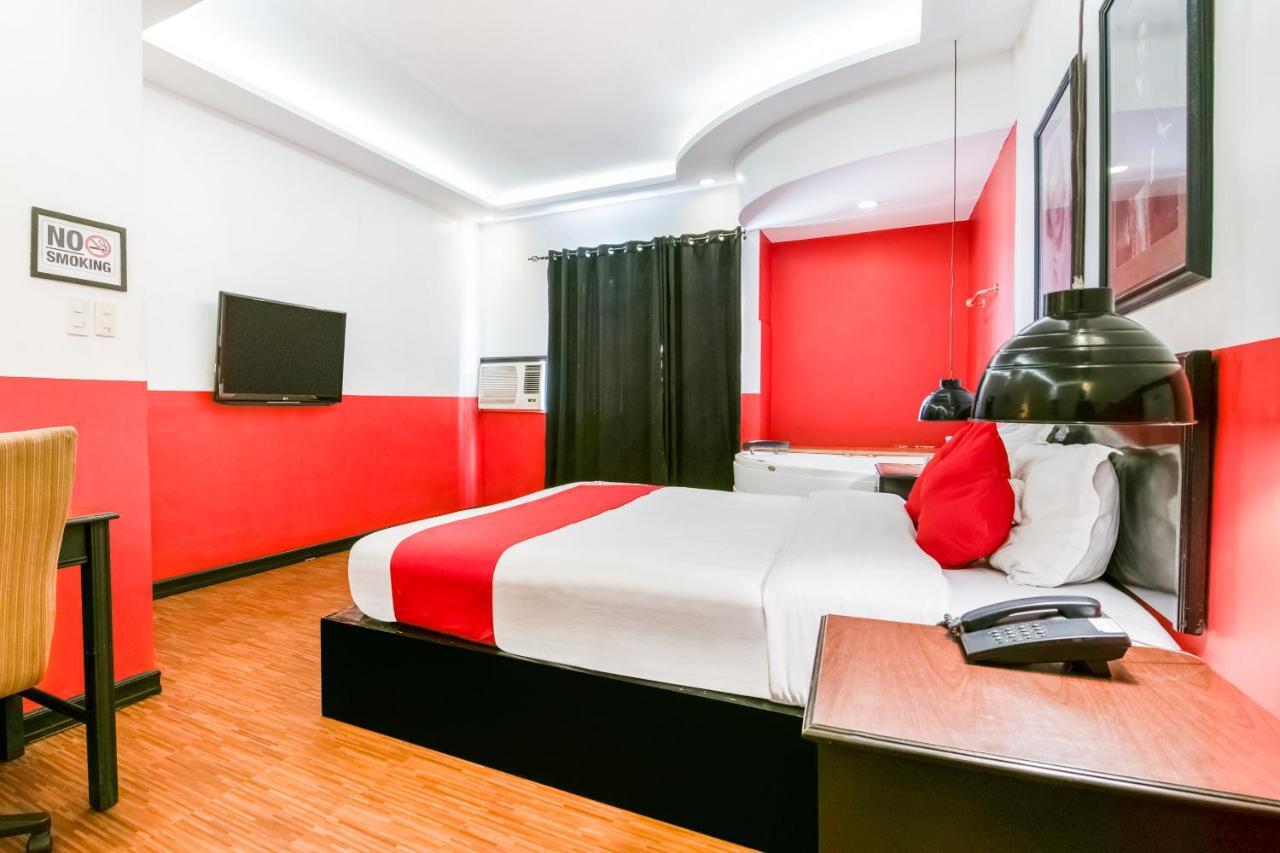 Oyo 432 Diamondwood Hotel آنغلوس المظهر الخارجي الصورة